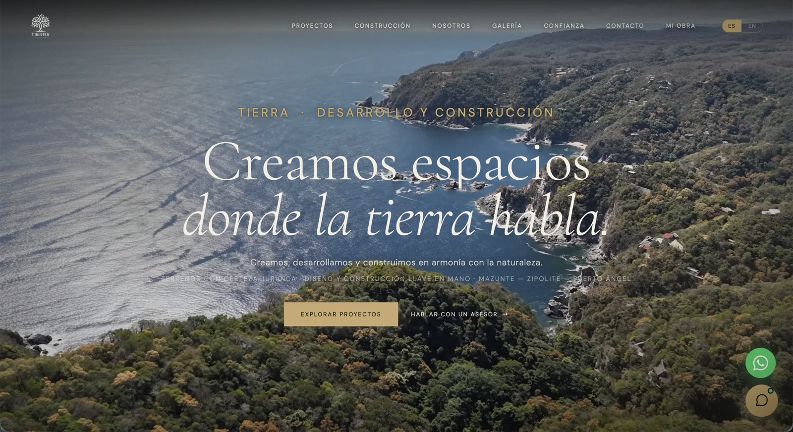 Página de inicio real de Tierra con paisaje de costa y selva